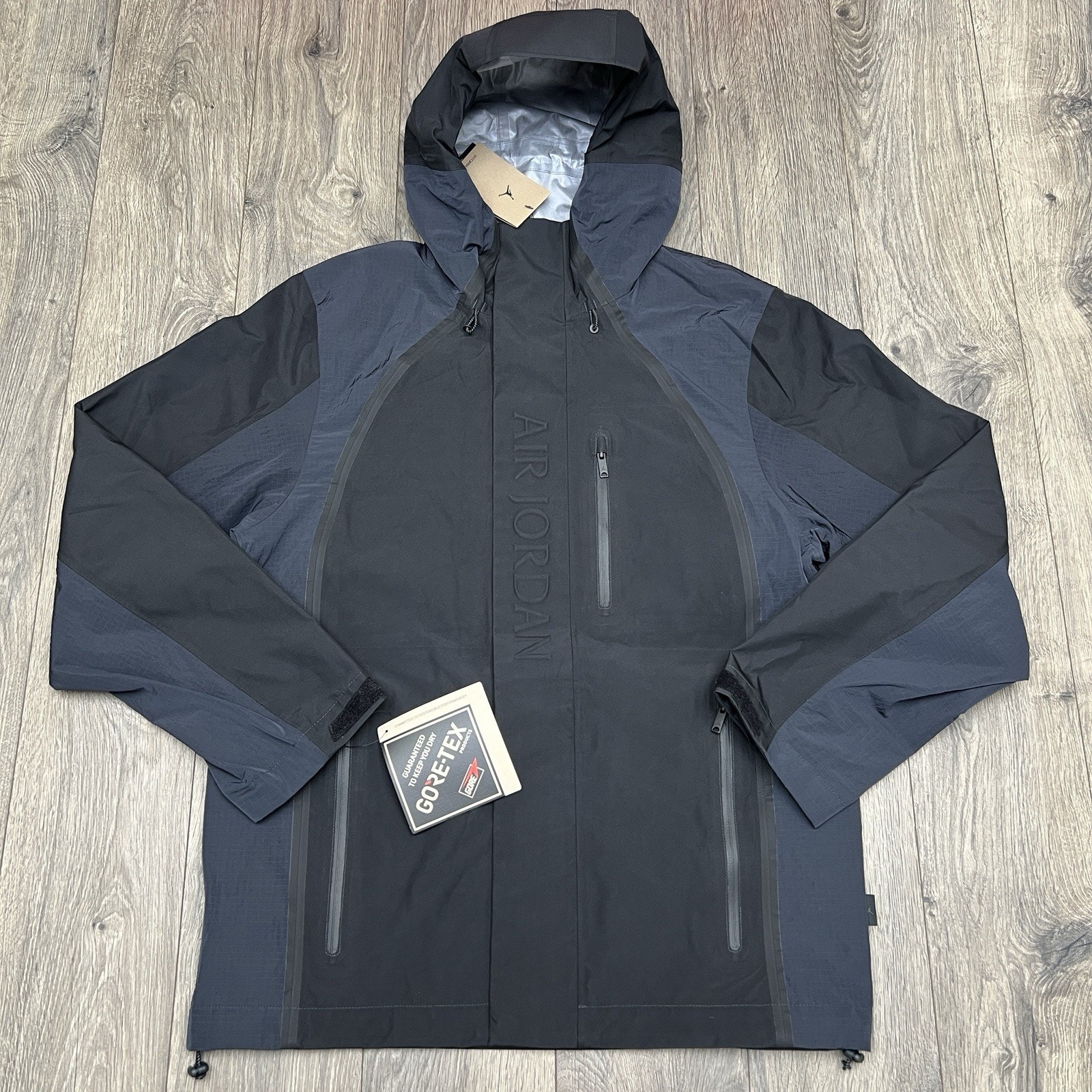 Air Jordan Gore Tex Jacket Size Small Mens Limited Edition Black Purple $500